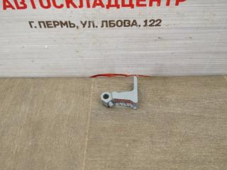 Петля двери верхняя передняя правая SKODA RAPID (2012-2020)