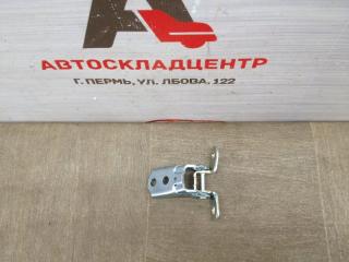 Петля двери верхняя передняя правая NISSAN JUKE (2011-2020)