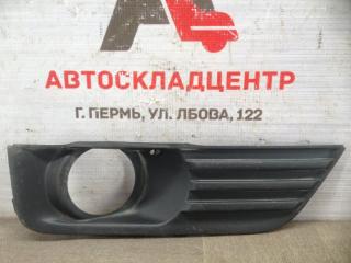 Накладка противотуманной фары / ходового огня  FORD FOCUS 2 2004-2011 2004-2008