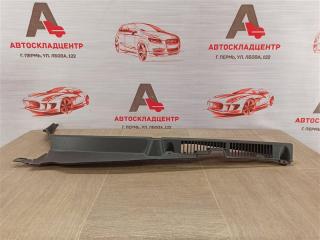 Накладка ветрового стекла (жабо) правая LADA GRANTA 2018-