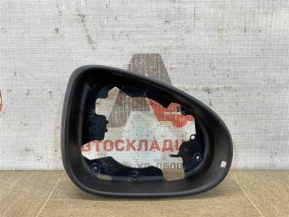 Зеркало правое - рамка (окантовка) VOLKSWAGEN TOUAREG (2010 - 2018)