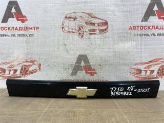 Ручка (молдинг) двери багажника CHEVROLET AVEO 2002-2011 Б/У Ручка (молдинг) двери багажника CHEVROLET AVEO 2002-2011