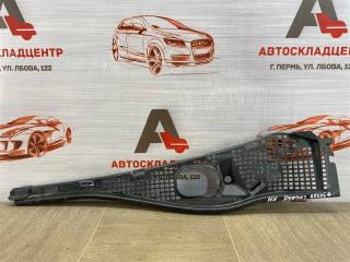 Накладка ветрового стекла (жабо) правая LADA LARGUS