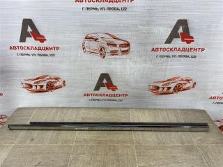 Запчасть молдинг-уплотнитель стекла двери (бархотка) передний правый JEEP GRAND CHEROKEE (WK2) 2010-н.в.