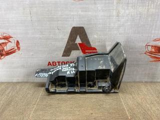 Кронштейн облицовки порога правый MITSUBISHI OUTLANDER (2002-2008)