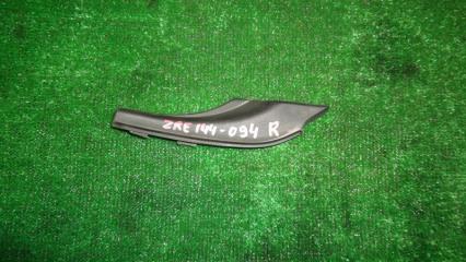 Запчасть уголок решетки под дворники передний правый Toyota Corolla Axio