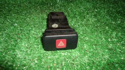 Запчасть кнопка аварийной сигнализации Toyota Liteace Noah