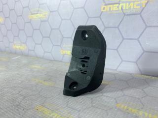 Фиксатор лючка бензобака Opel Astra H Фиксатор лючка бензобака Opel Astra H