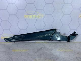 Запчасть накладка крыла передняя правая Opel Astra 2007