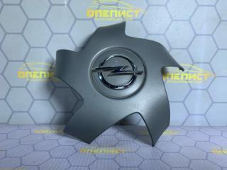 Запчасть колпачок диска Opel Astra