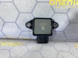 Запчасть датчик дроссельной заслонки Opel Vectra 1989