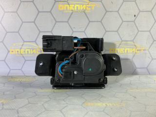 Замок крышки багажника Opel Antara