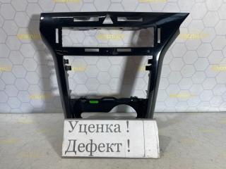 Запчасть накладка консоли Opel Astra 2007