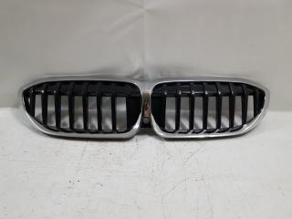 Запчасть решетка радиатора BMW 3