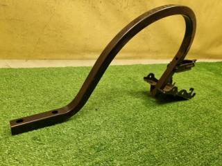 Петля крышки багажника левая Aveo T250 Петля крышки багажника левая Aveo T250