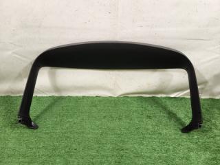 Запчасть обшивка крышки багажника Skoda Yeti