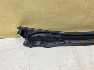 Уплотнитель двери задний правый E-Pace