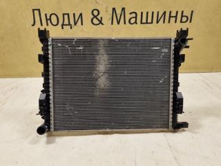 Радиатор охлаждения Renault Duster
