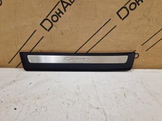 Накладка порога внутренняя задняя левая Toyota Camry
