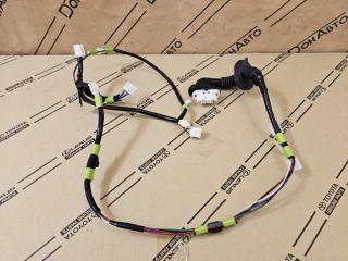 Проводка двери задняя правая Toyota Rav4
