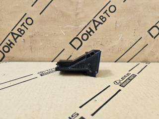 Уплотнитель двери задний правый Toyota Rav4