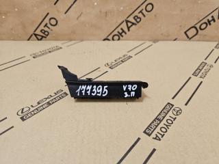 Уплотнитель двери задний правый Toyota Camry