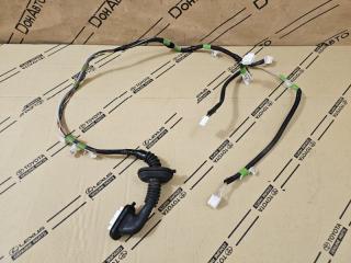 Проводка двери задняя правая Toyota Rav4