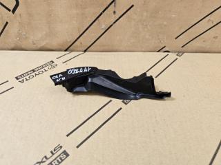 Уплотнитель двери передний правый Toyota Camry