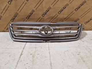 Решетка радиатора Toyota Rav4