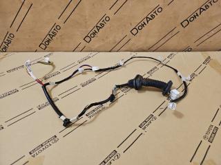 Проводка двери задняя правая Toyota Camry