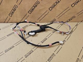 Проводка двери задняя правая Toyota Rav4