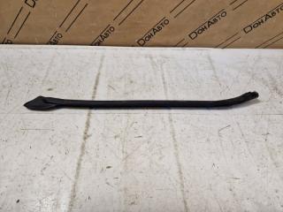 Уплотнитель двери задний правый Lexus NX