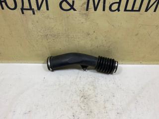 Запчасть патрубок воздушного фильтра Volvo XC60