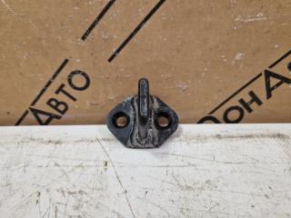 Петля багажника Toyota Rav4