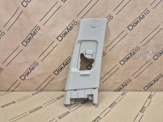 Обшивка стойки правая Mitsubishi Outlander