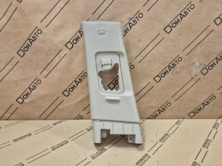 Обшивка стойки левая Mitsubishi Outlander