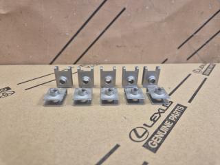 Запчасть закладная Hyundai Creta