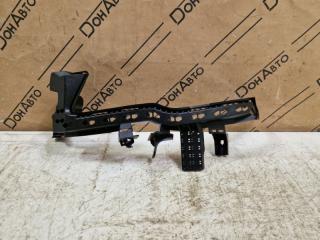 Запчасть кронштейн бампера передний левый Subaru Forester