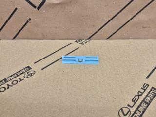 Фото запчасти клипса крепления молдинга лобового стекла Lexus GX новая запчасть Запчасть клипса крепления молдинга лобового стекла Lexus GX