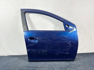 Фото запчасти дверь передняя правая Renault Logan Б/У запчасть Запчасть дверь передняя правая Renault Logan