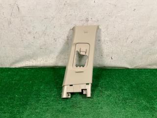 Обшивка стойки правая Mitsubishi Outlander