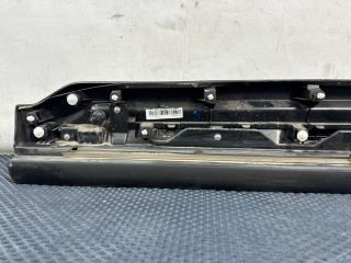 Накладка двери передняя правая H3 1