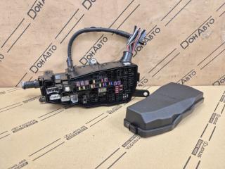 Блок предохранителей левый Toyota Camry V70 8274033080 новая