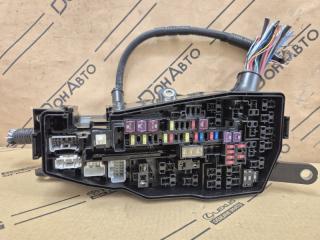 Блок предохранителей левый Camry V70