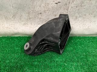 Кронштейн опоры двигателя правый GLE 166 OM642