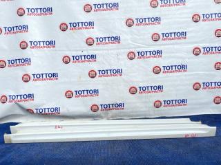 Запчасть накладка на порог SUBARU LEGACY 2010