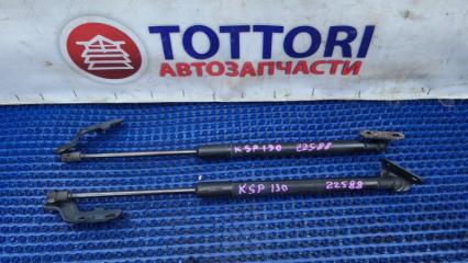 Запчасть амортизатор задней двери TOYOTA VITZ 2014.07