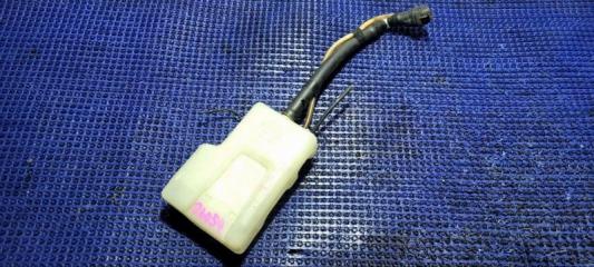 Запчасть бачок омывателя заднего стекла MITSUBISHI DELICA 1994