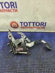 Запчасть педаль тормоза RENAULT KANGOO 2011