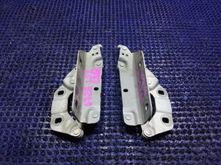 Фото запчасти петля капота LAND ROVER FREELANDER 2010 контрактная запчасть Запчасть петля капота LAND ROVER FREELANDER 2010